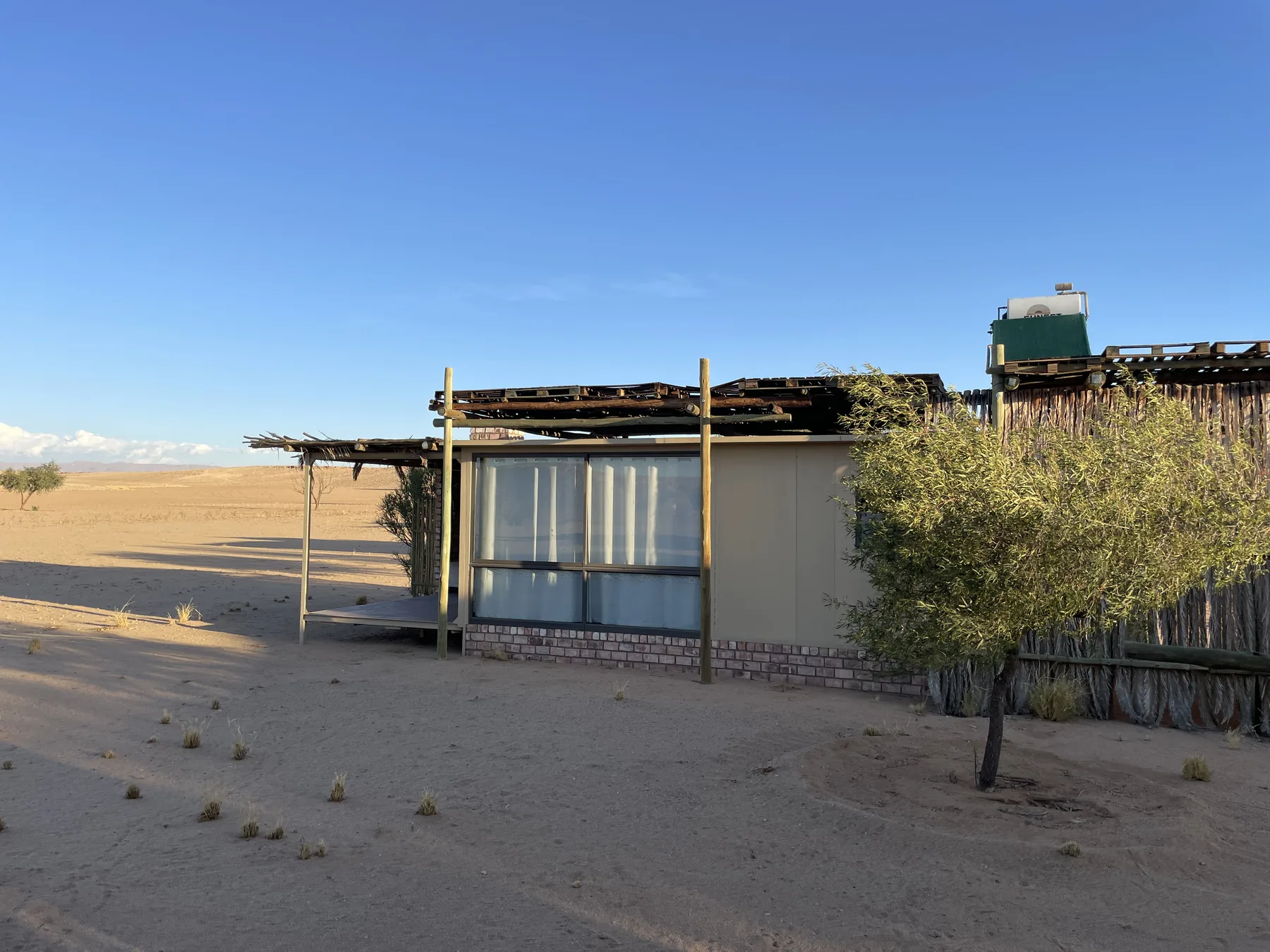 Bushman's Desert Camp 荒野小屋外觀