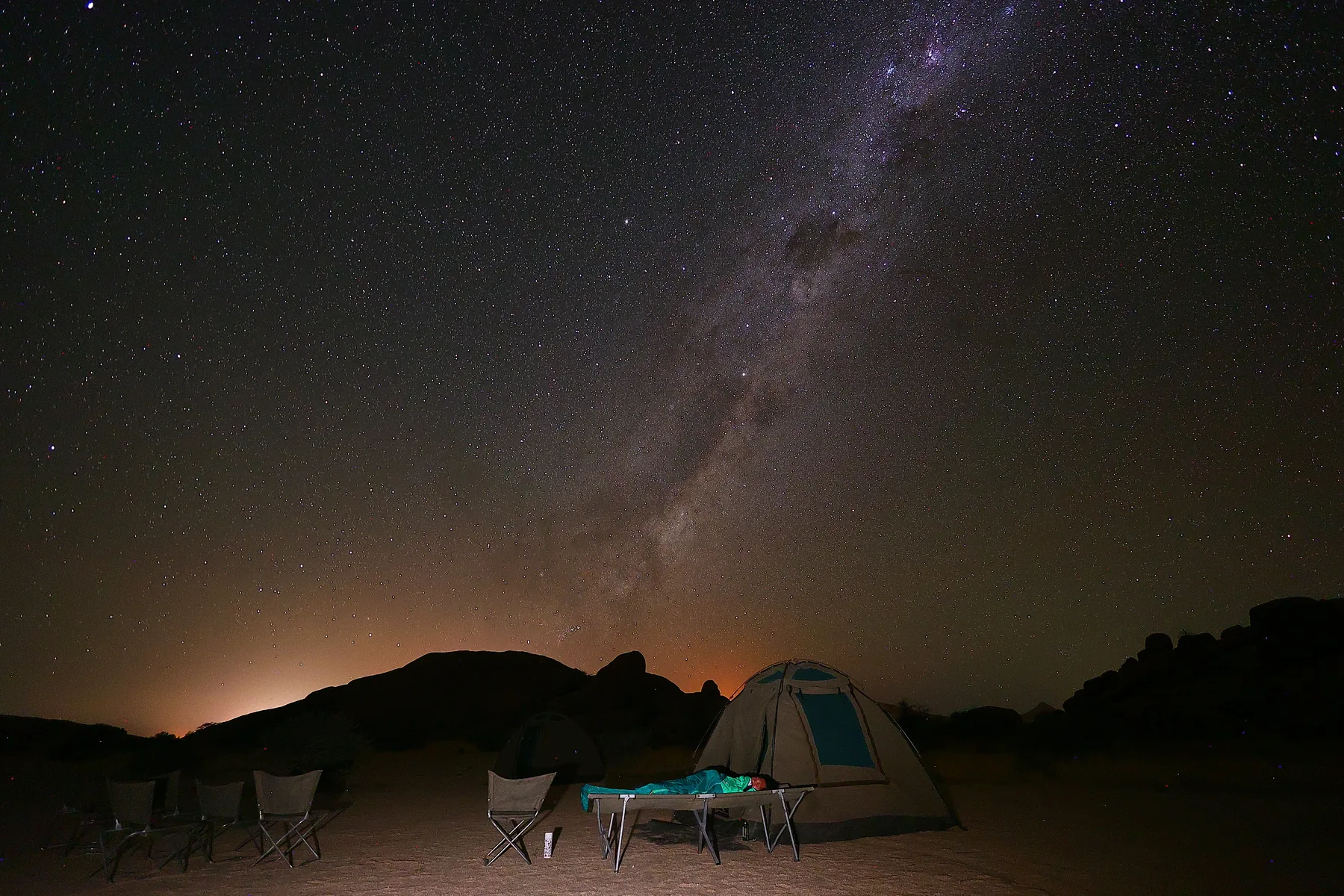 納米比亞 Spitzkoppe 星空下的帳篷營地
